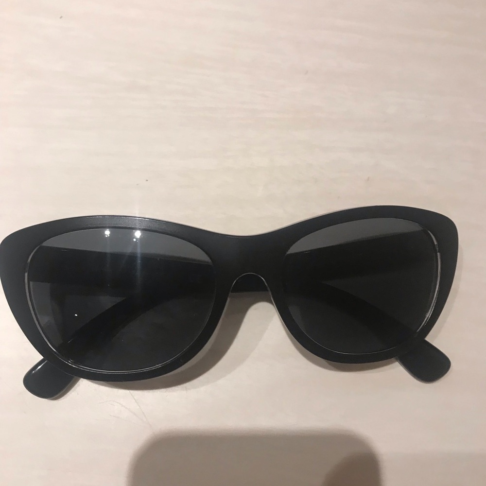 Ray-Ban Black Cat-Eye Sunglasses